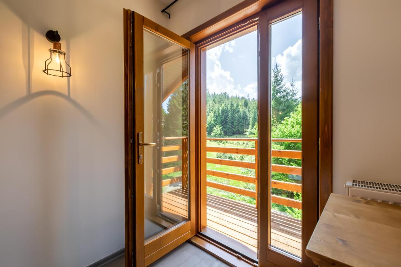 Chiba Chalet Timisu de Jos Εξωτερικό φωτογραφία
