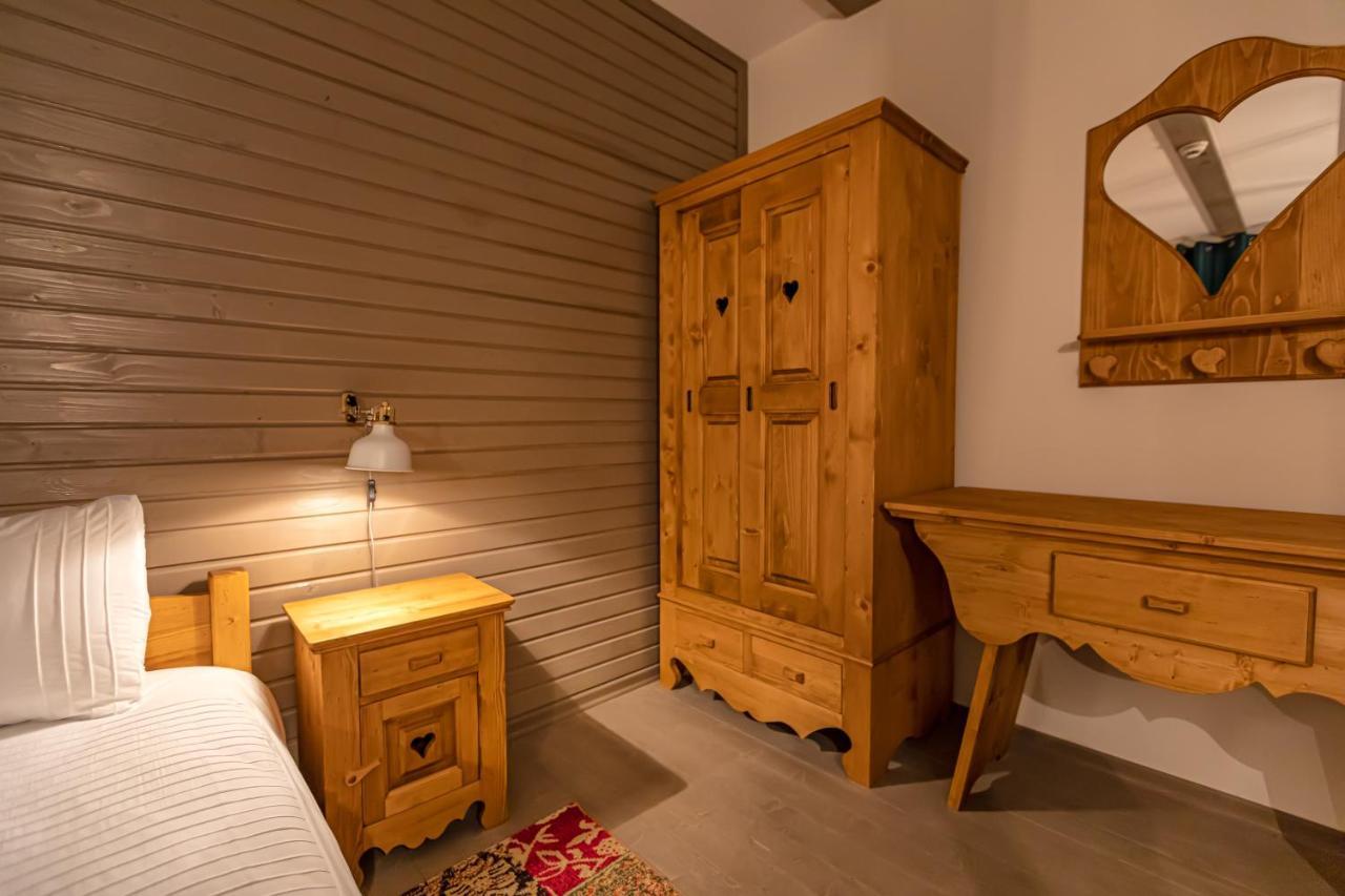 Chiba Chalet Timisu de Jos Εξωτερικό φωτογραφία