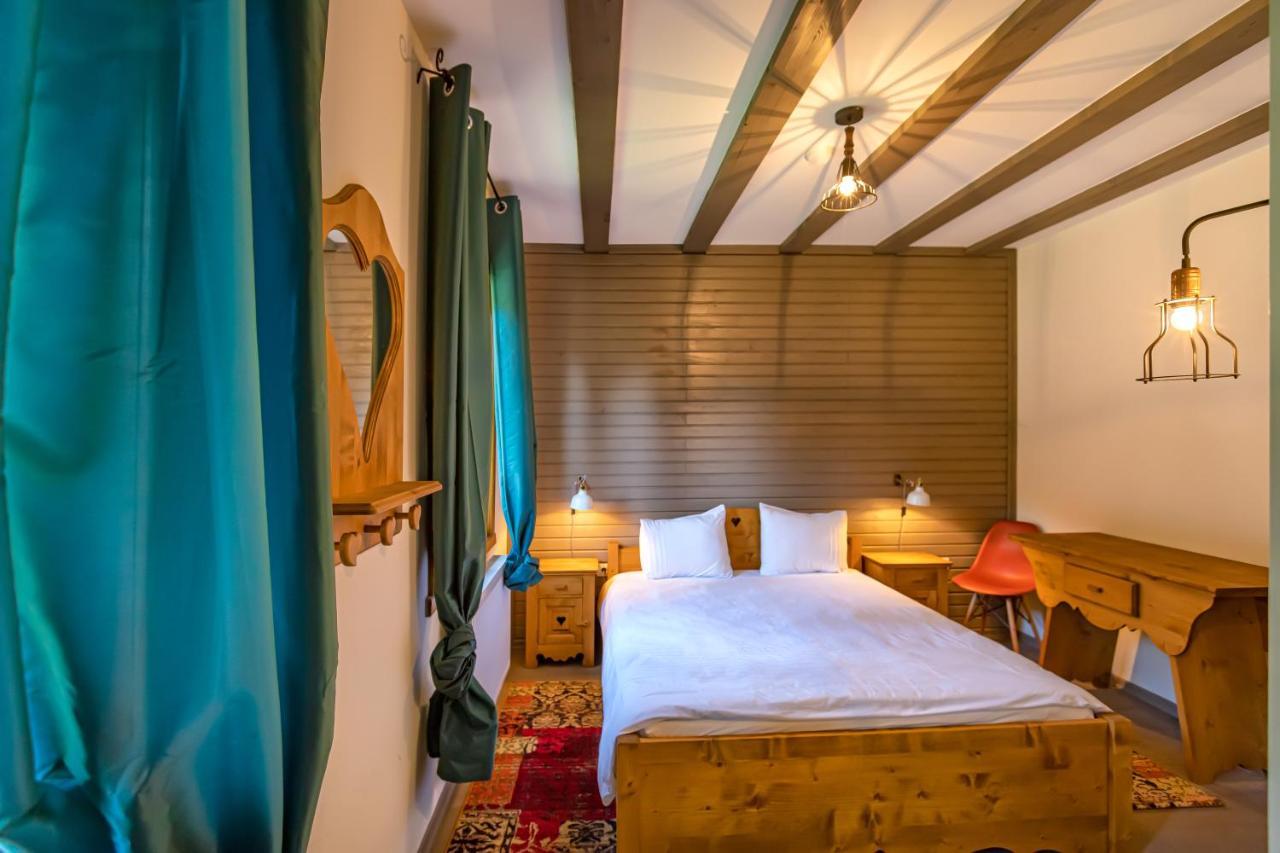 Chiba Chalet Timisu de Jos Εξωτερικό φωτογραφία
