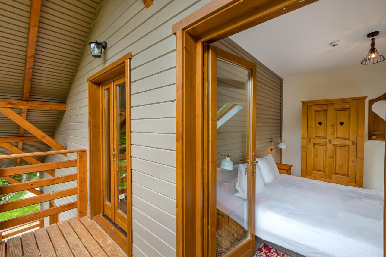 Chiba Chalet Timisu de Jos Εξωτερικό φωτογραφία